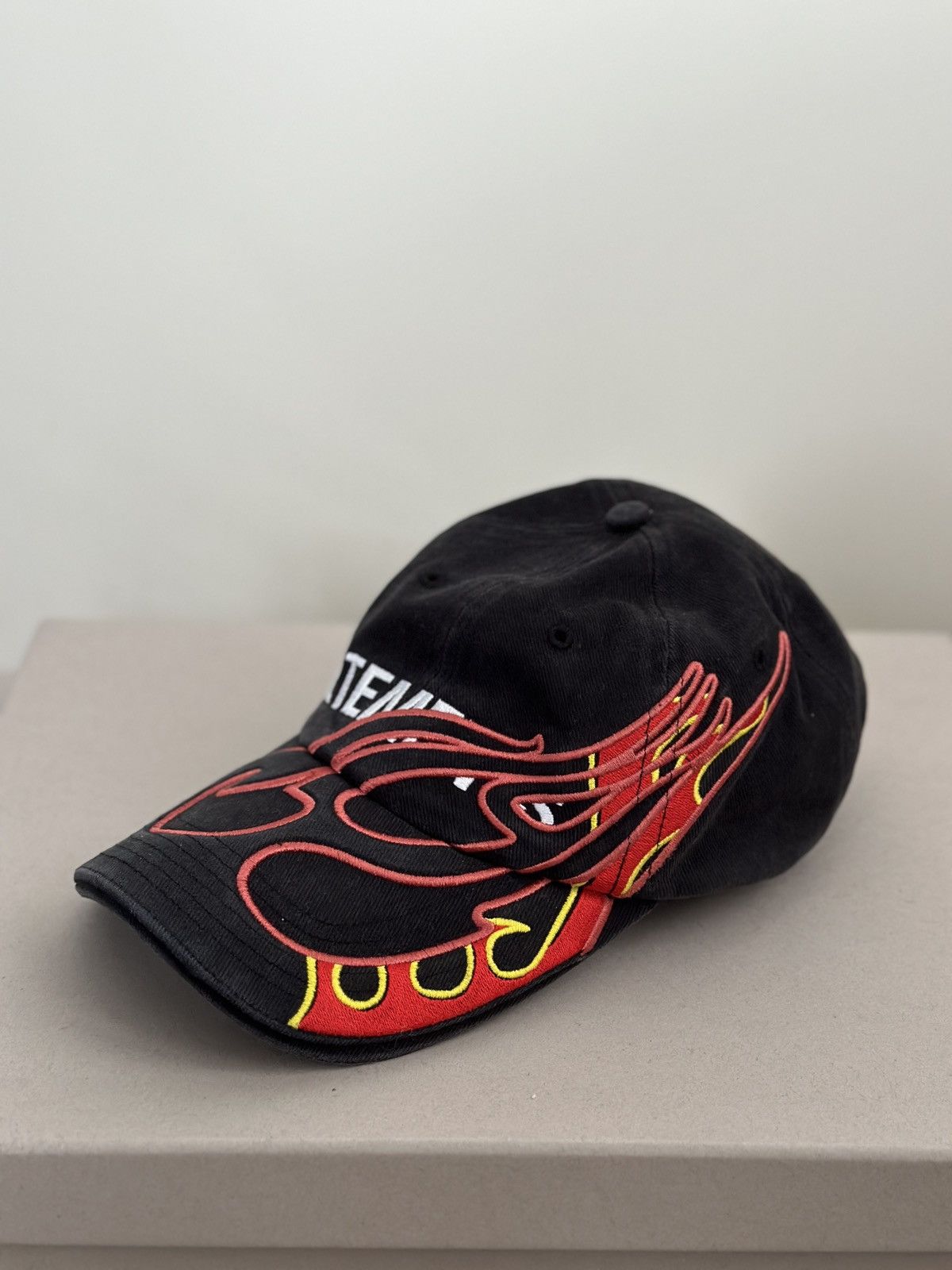 Vetements x Reebok AW 18 cap