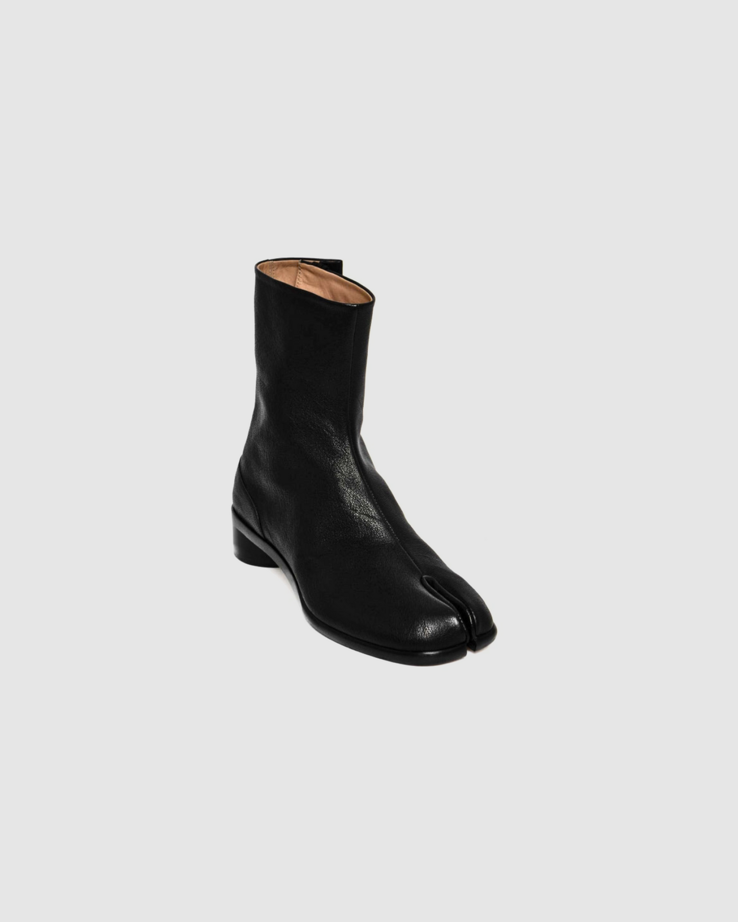 Maison Margiela Men's Tabi 30mm Leather Ankle Boots