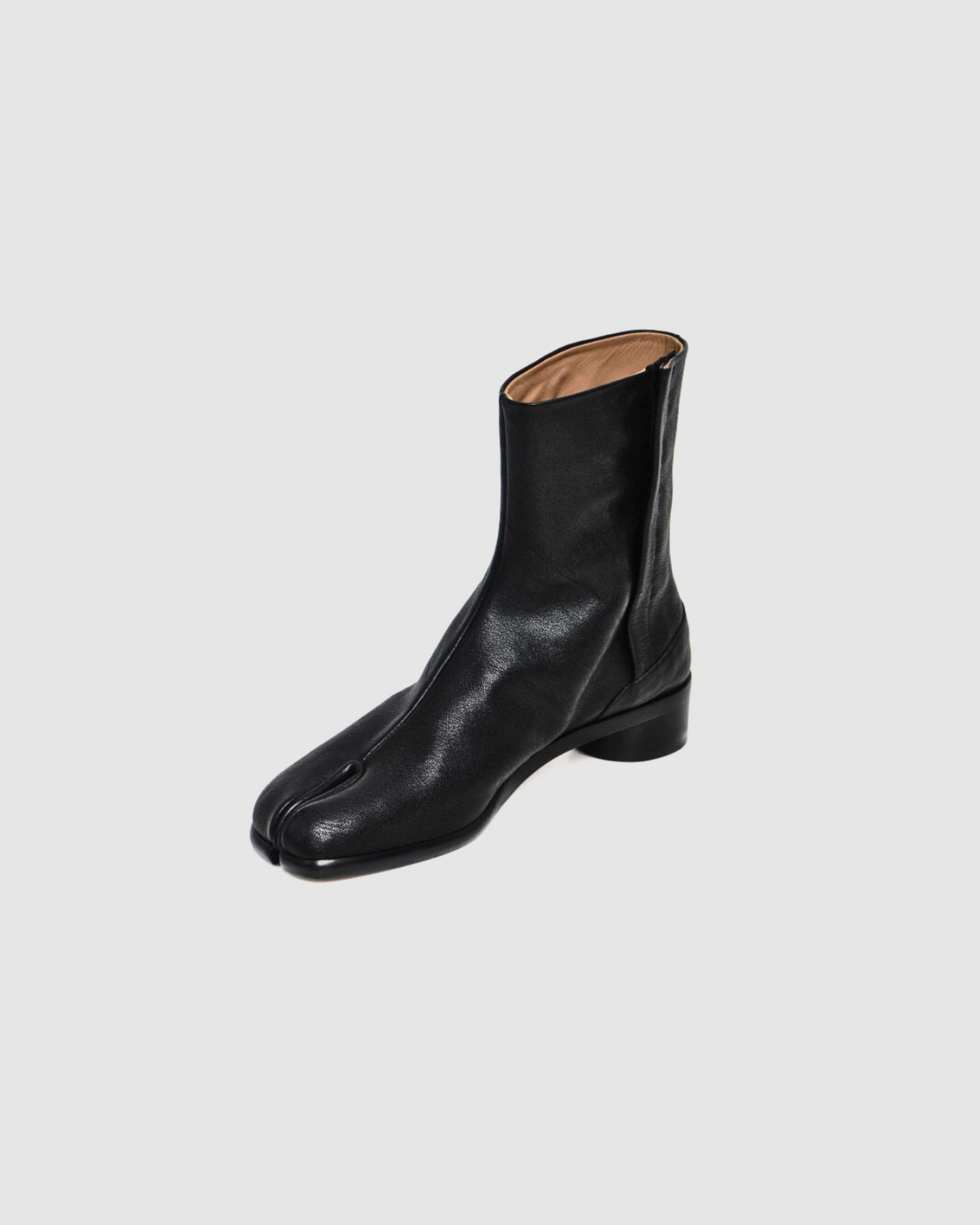 Maison Margiela Men's Tabi 30mm Leather Ankle Boots