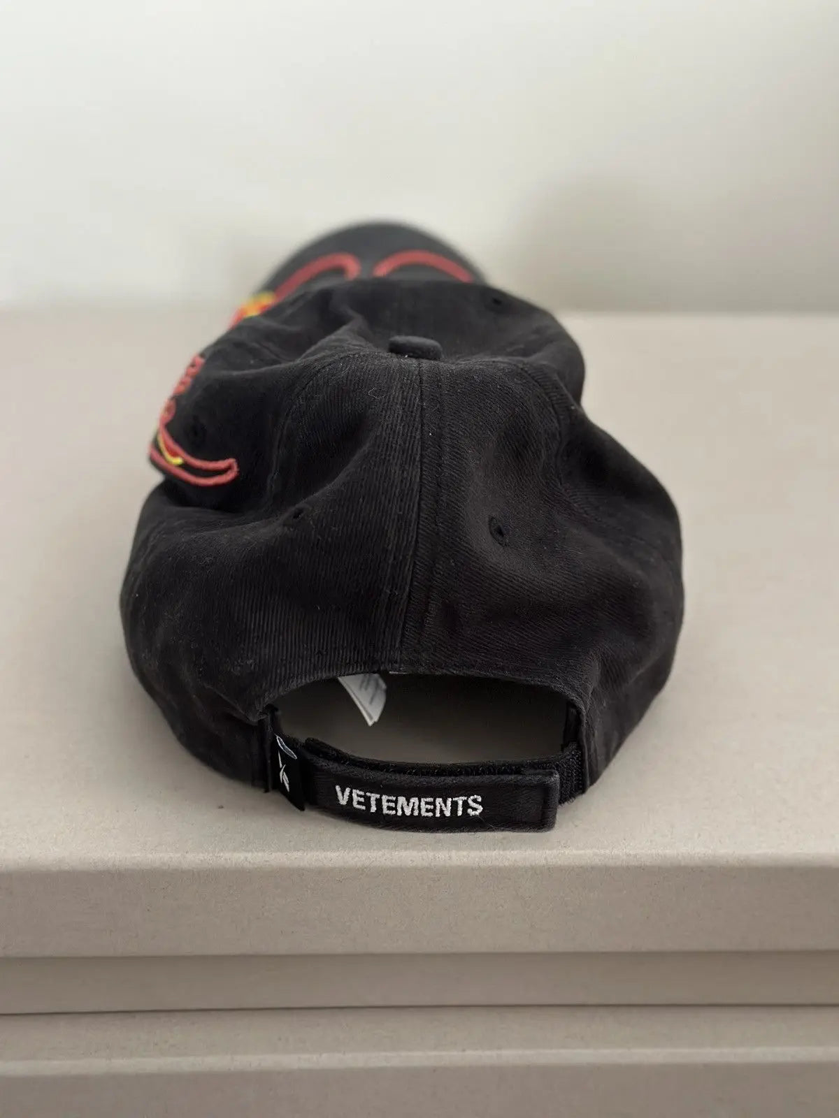 Vetements x Reebok AW 18 cap urbanluxeclo