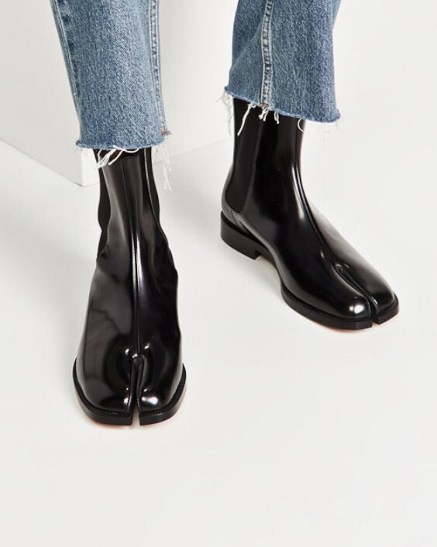 Maison Margiela tabi Chelsea boots