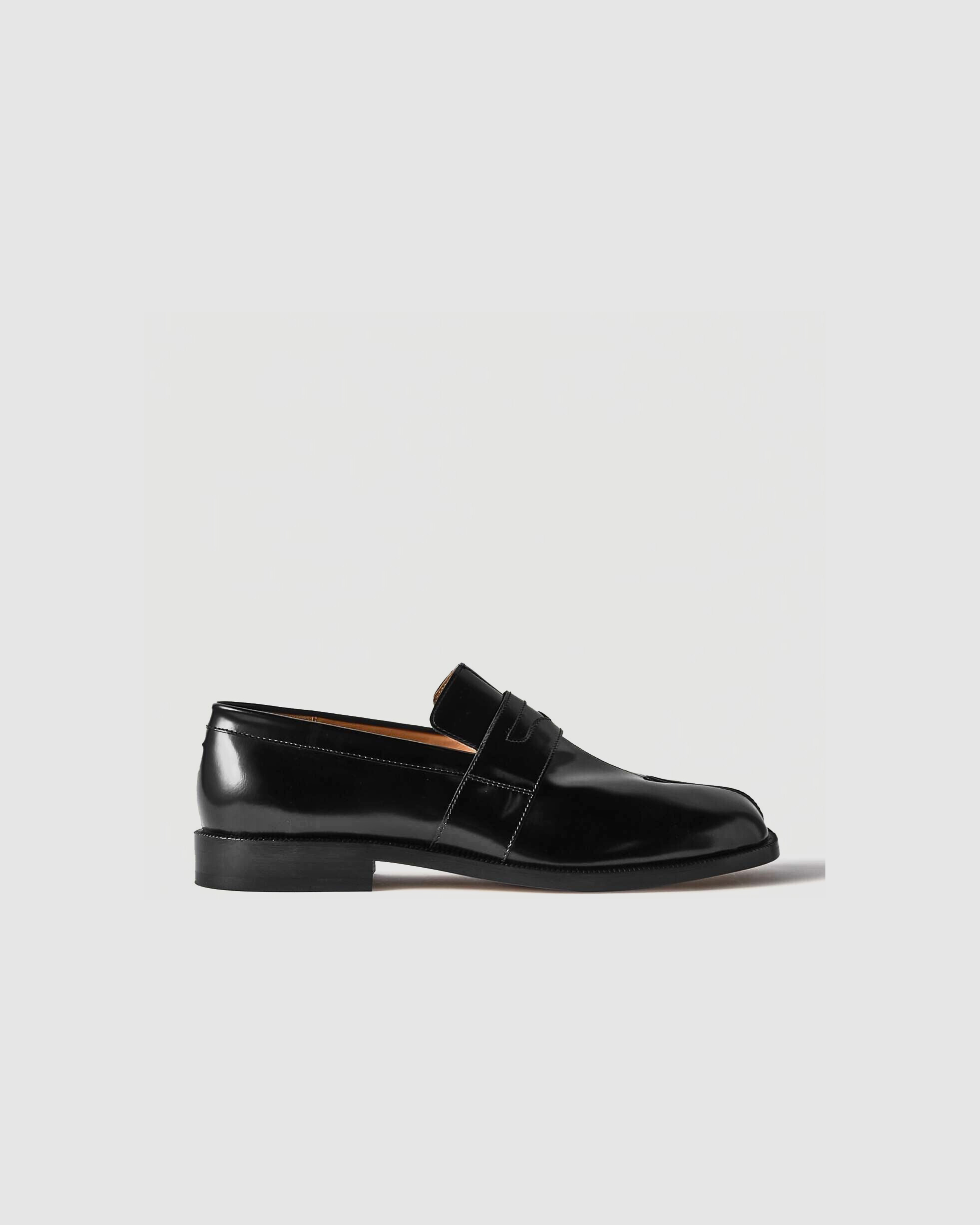 Maison Margiela Tabi Loafers – urbanluxeclo