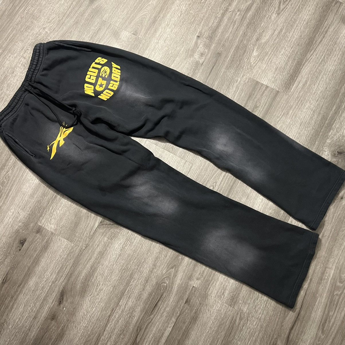 Hellstar ‘No guts No glory’ Sweatpants