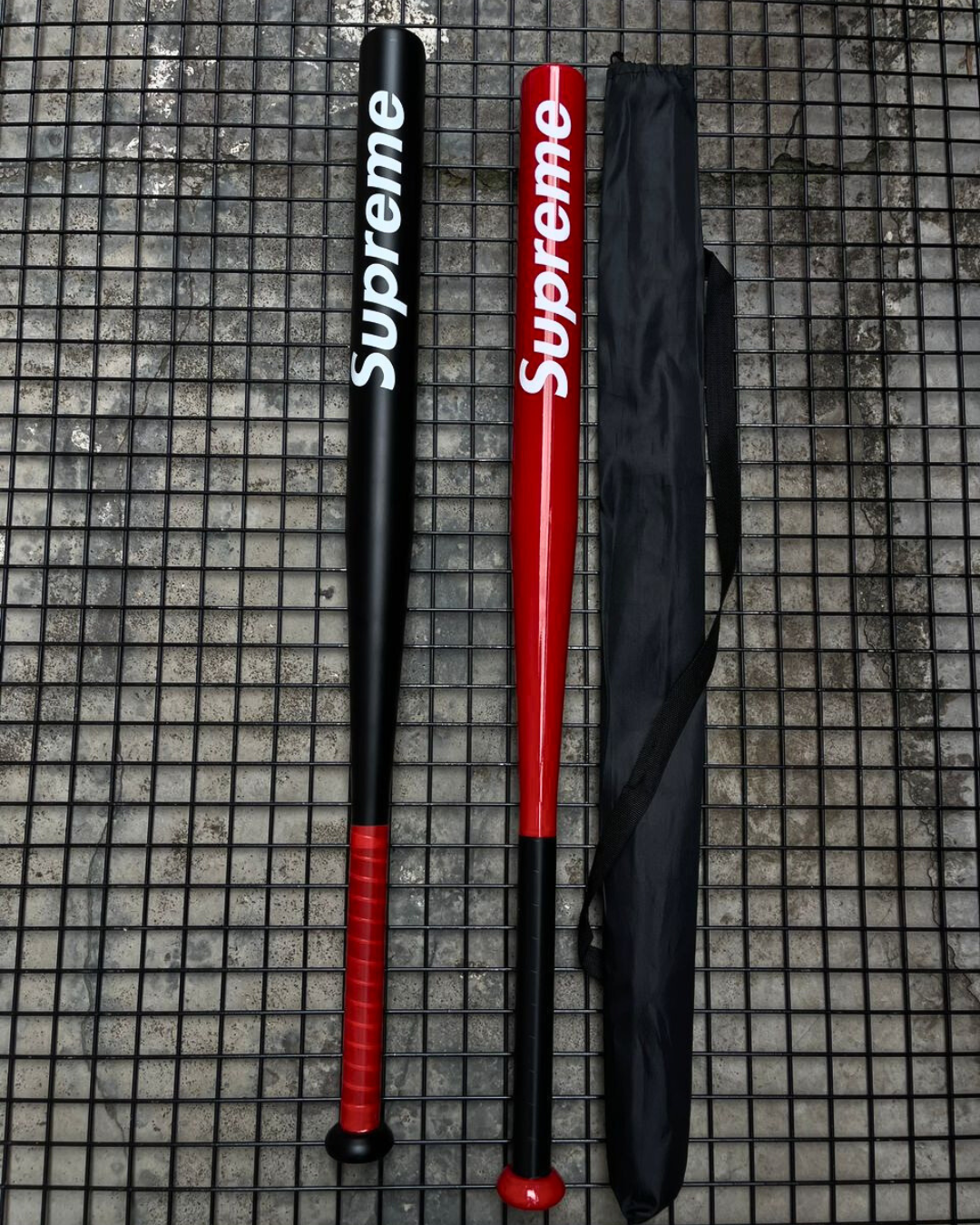 SUPREME Yankees Baseball bat Red