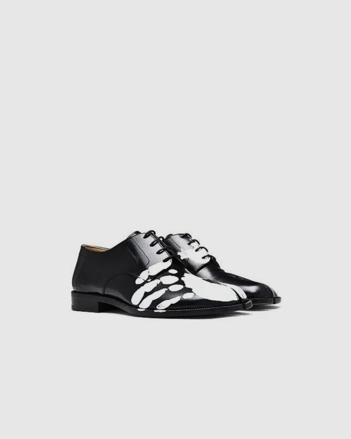 Maison margiela Tabi Hand painted urbanluxe