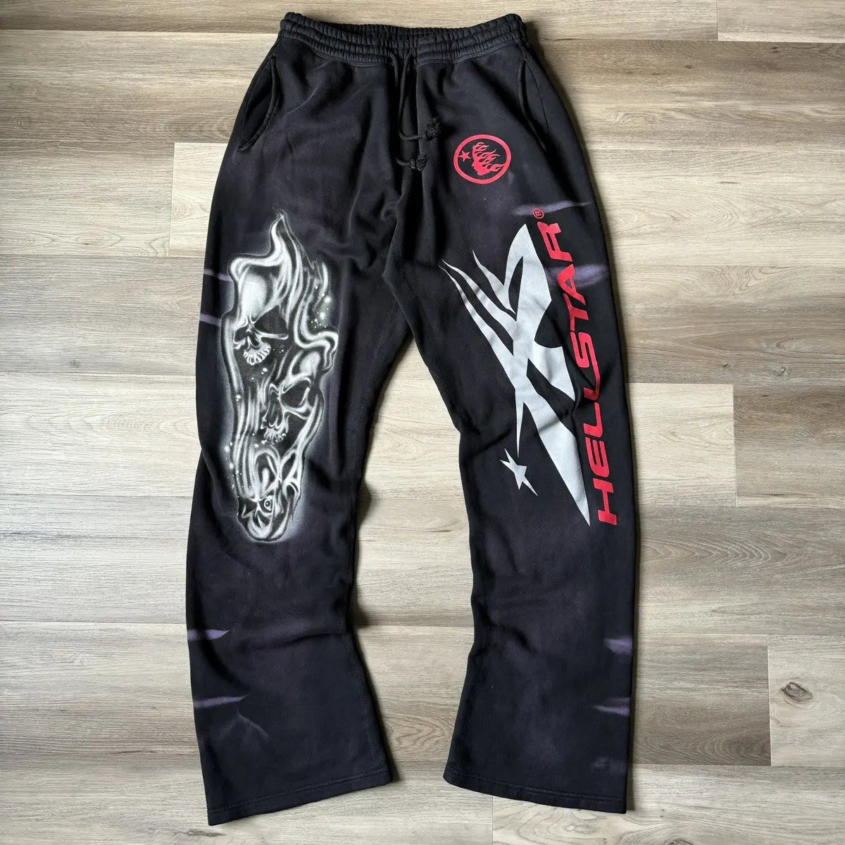 Hellstar Airbrushed Skull Flare Bottom Sweatpants