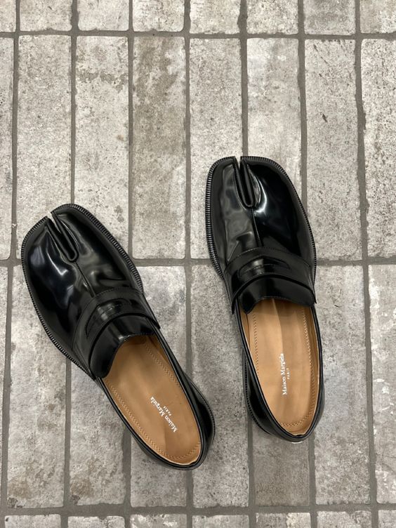 Maison Margiela Tabi Loafers