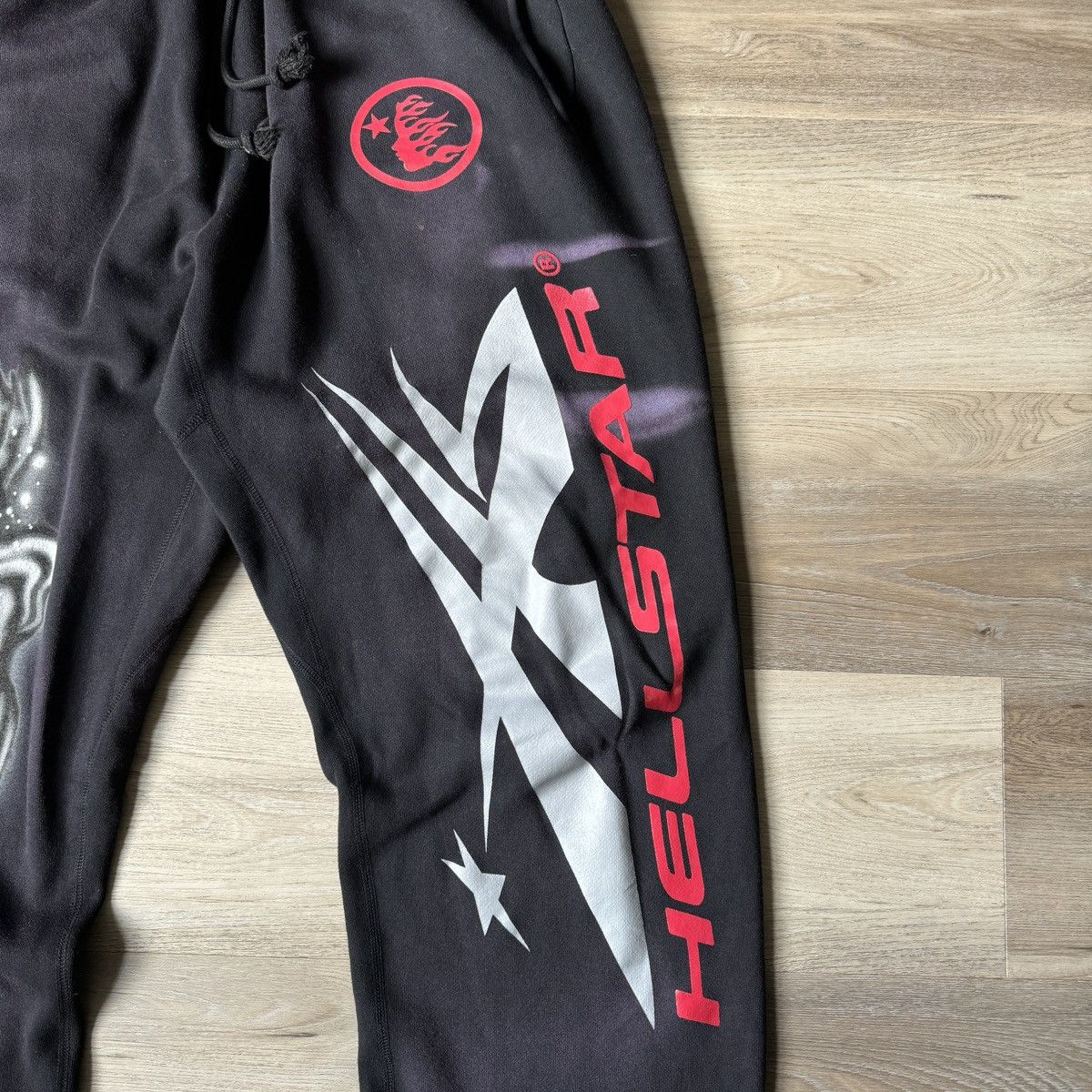 Hellstar Airbrushed Skull Flare Bottom Sweatpants