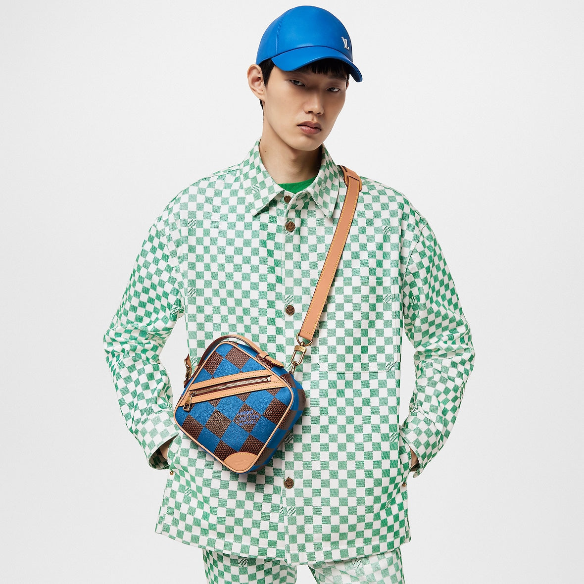 Louis Vuitton Runway Chess Messenger