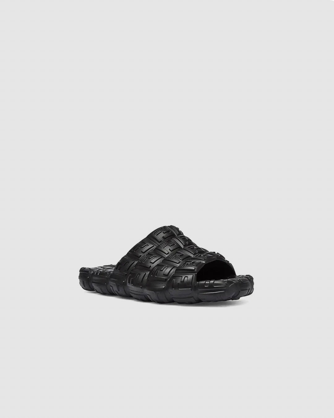 Fendi Cloud rubber slides