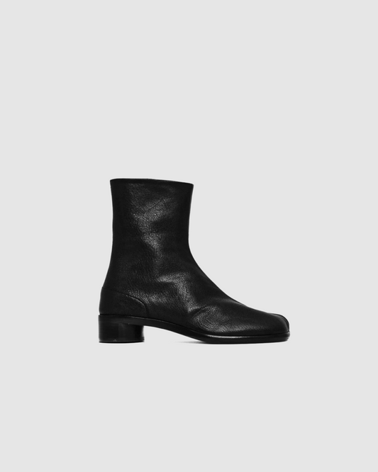 Maison Margiela Men's Tabi 30mm Leather Ankle Boots